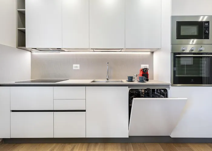 Hostdomus-green House Apartman Diano Marina